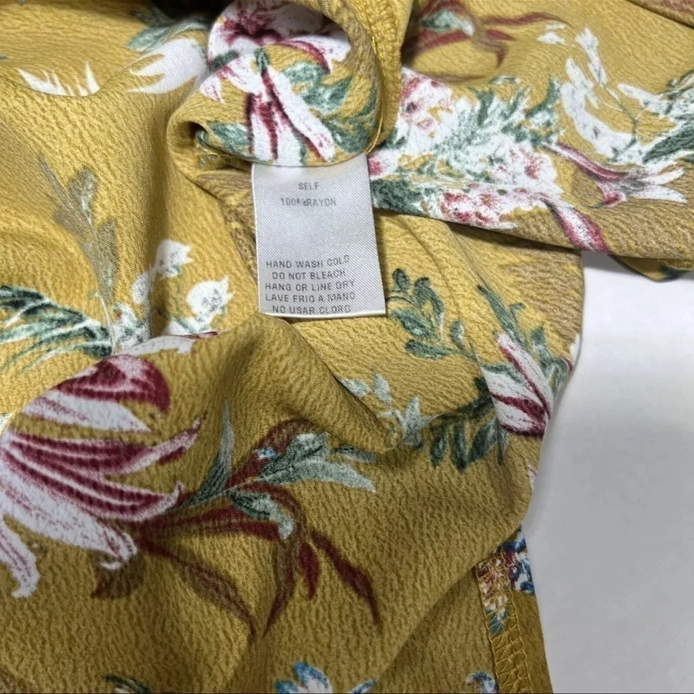 Easel Yellow Floral Kimono Beach Cover Up Ruffle Short Sleeves Lightweight Small